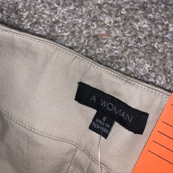 BRAND NWT A Woman Tan Cargo shorts size 8 - Picture 5 of 6